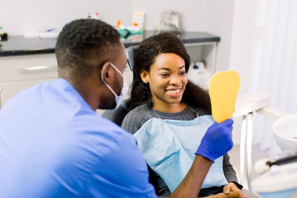 Finding The Right Cosmetic Dentist In Austin For Replacing Missing Teeth